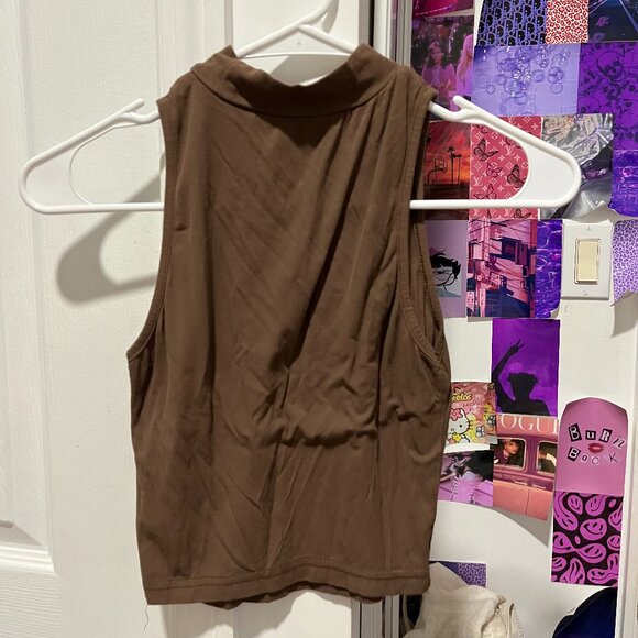 Small brown semi turtle neck crop top - Picture 1 of 1